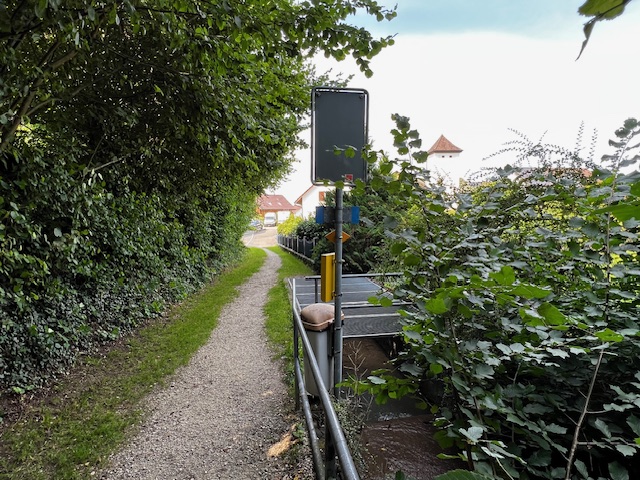 Service Image
